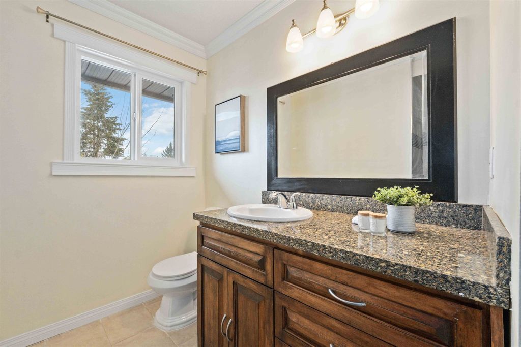 listing image 1101094216238630946