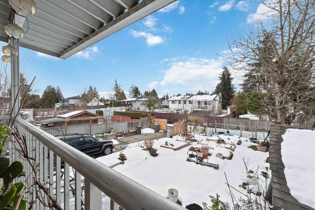 listing image 1101325634282281485
