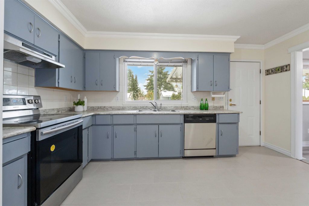 listing image 1104260368258416981