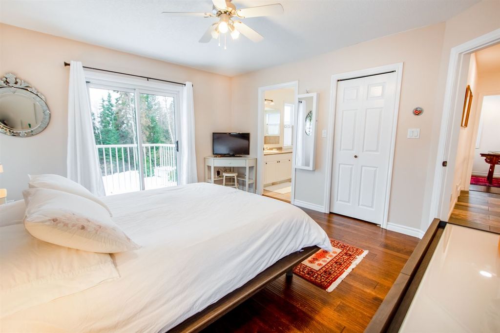 listing image 1102589996857808224
