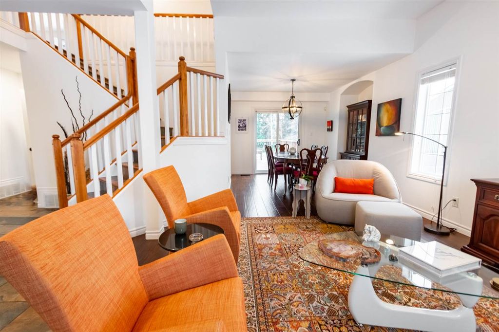 listing image 1107228789893872128
