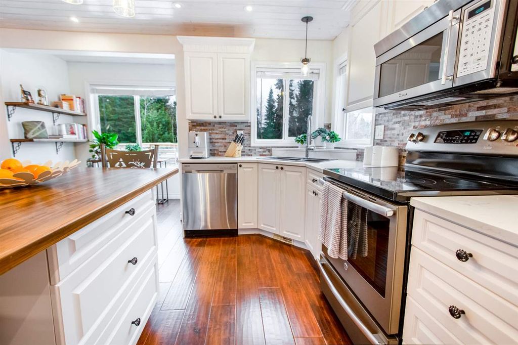 listing image 1107159124208033668