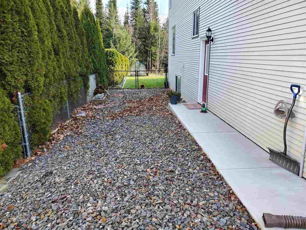 listing image 1107878893120101760
