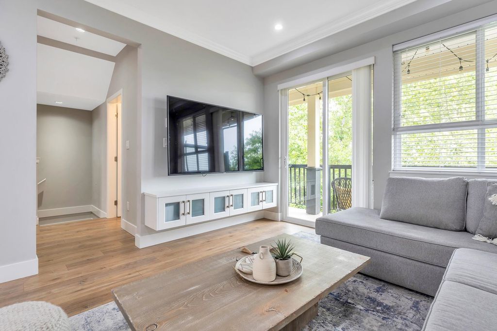 listing image 1107259865168892366