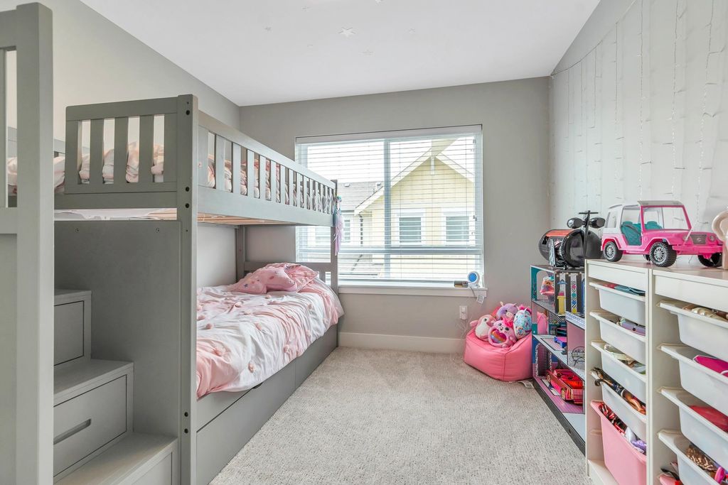 listing image 1100831925271454640