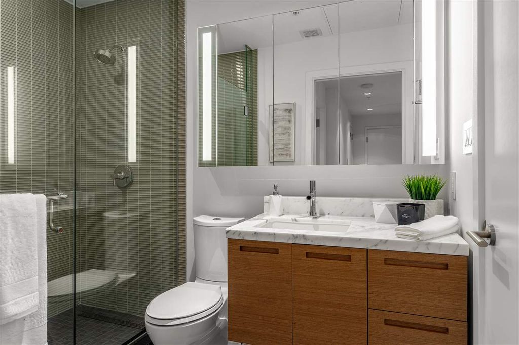 listing image 1109558445147961930