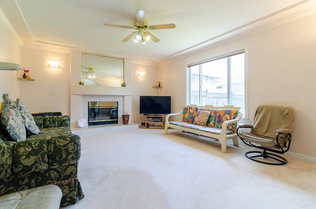 listing image 1104745912628705838