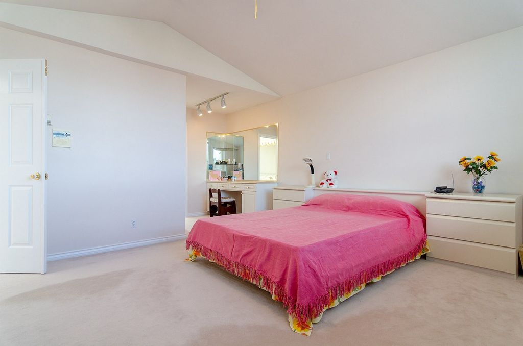 listing image 1100914212153178117