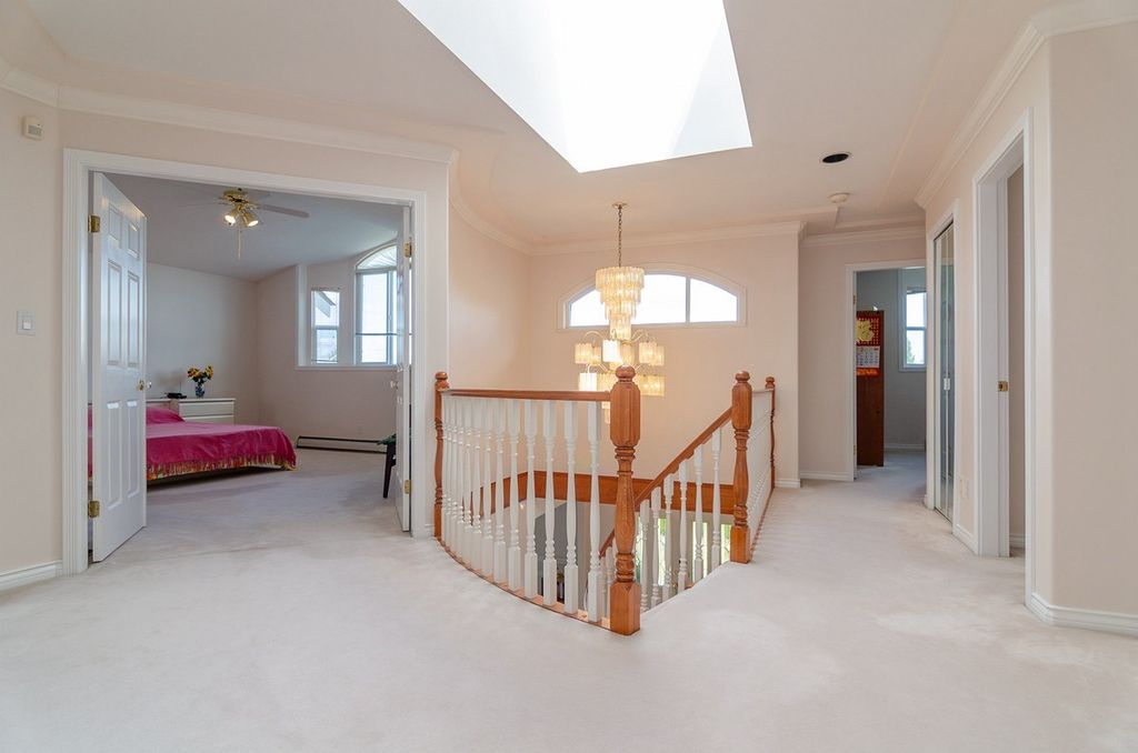 listing image 1107351741272591330
