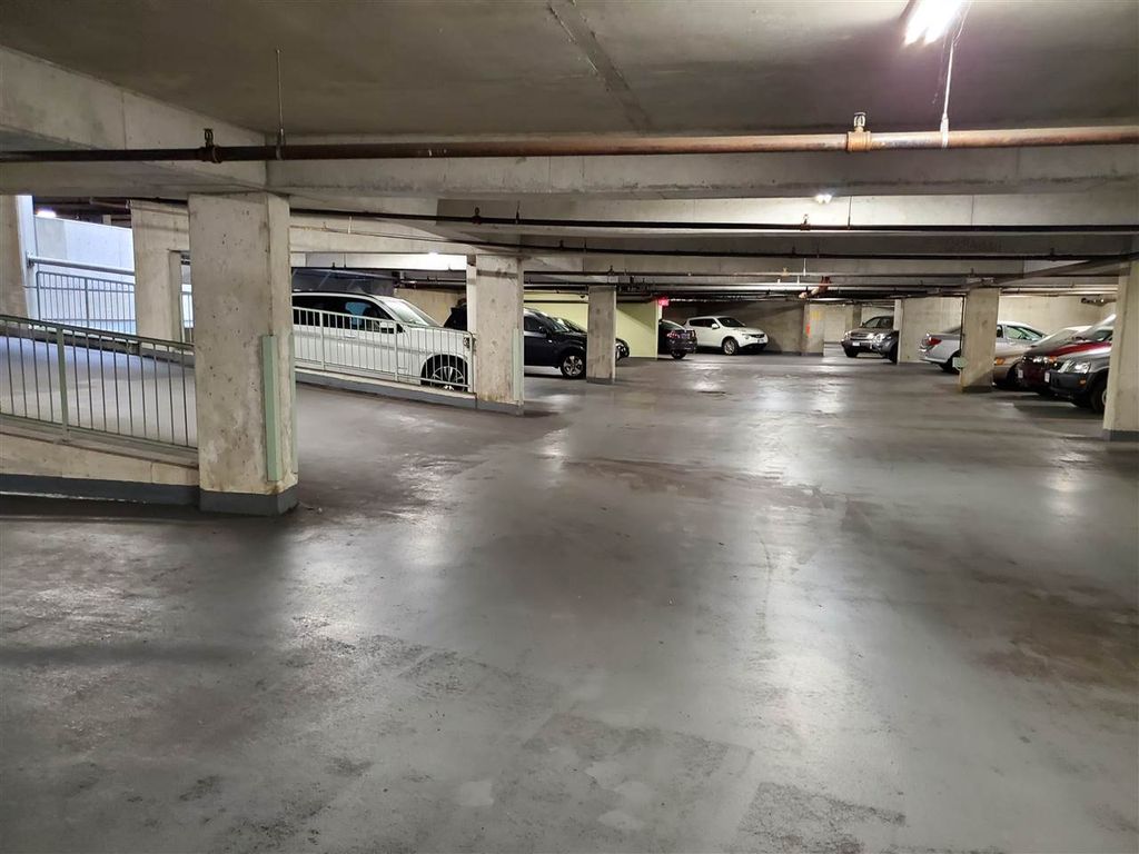 listing image 1106308873383492613