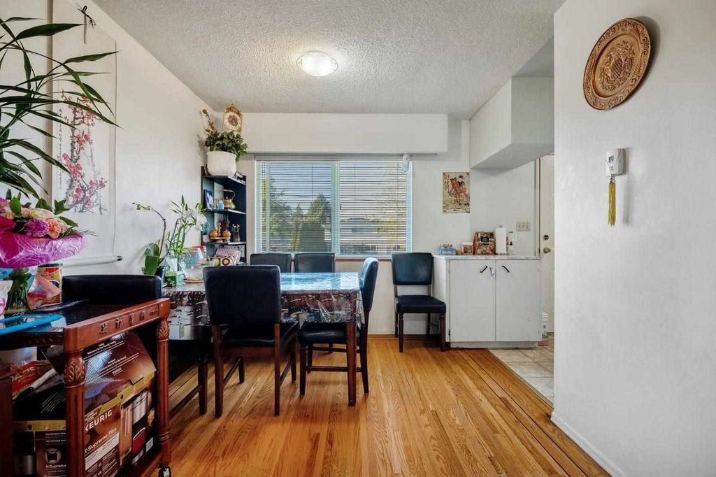 listing image 1103183811146026722