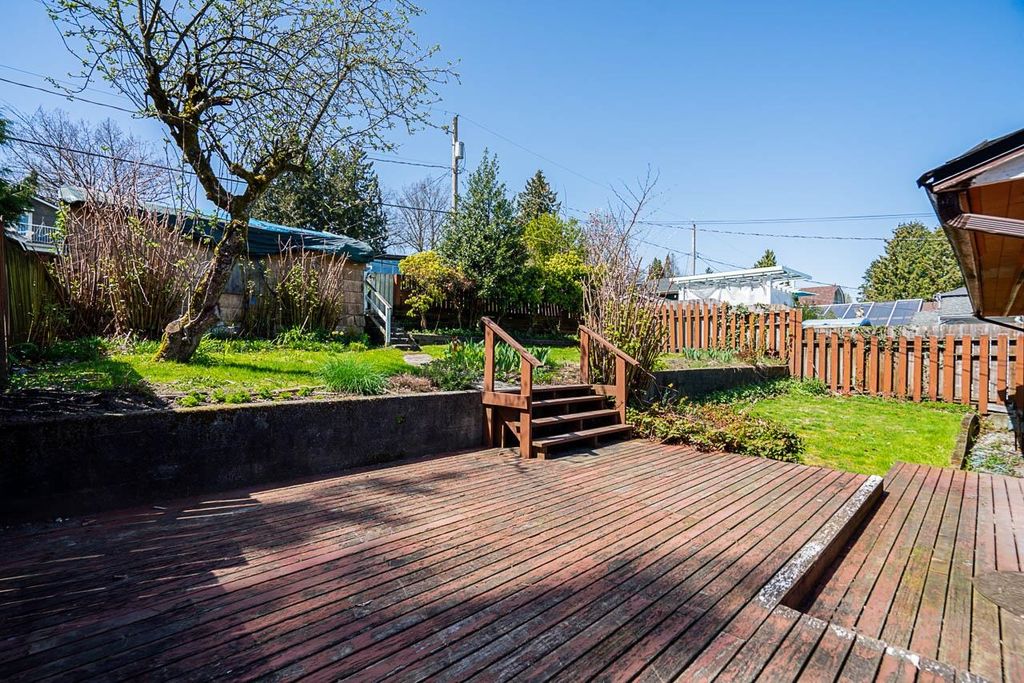 listing image 1102218303530973667