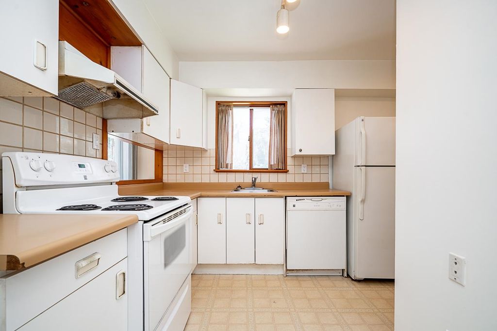 listing image 1100724247522998832