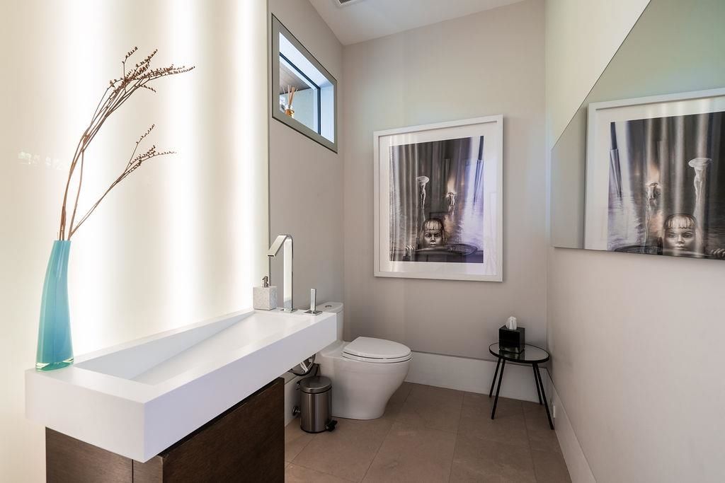 listing image 1108773554428503165