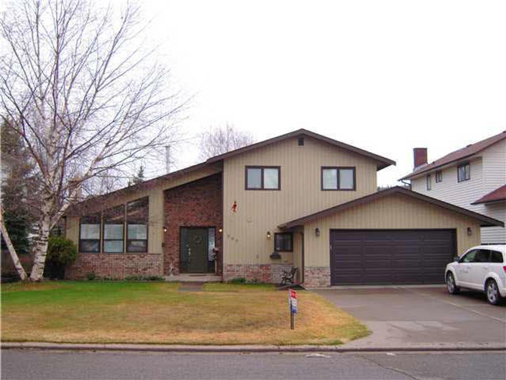 listing image 1107575242438422625