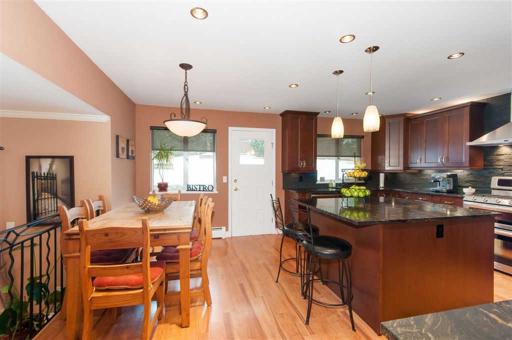 listing image 1103588835676955782