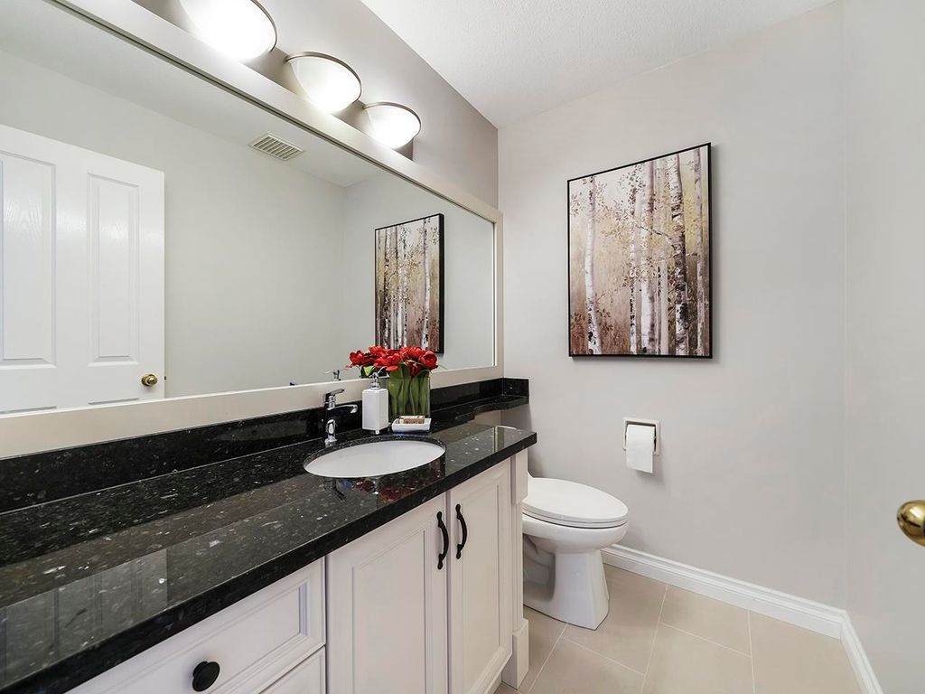listing image 1105943454929962058