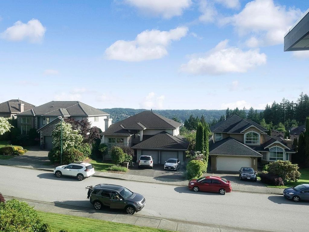 listing image 1104986545041286046