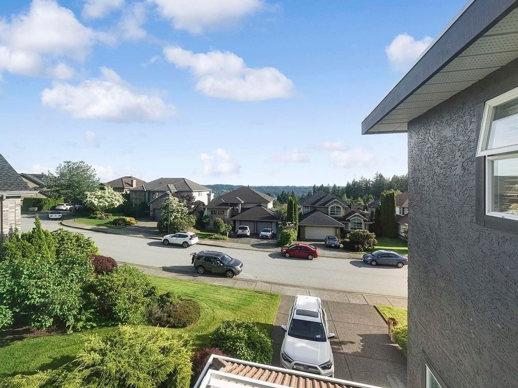 listing image 1105024529939520430