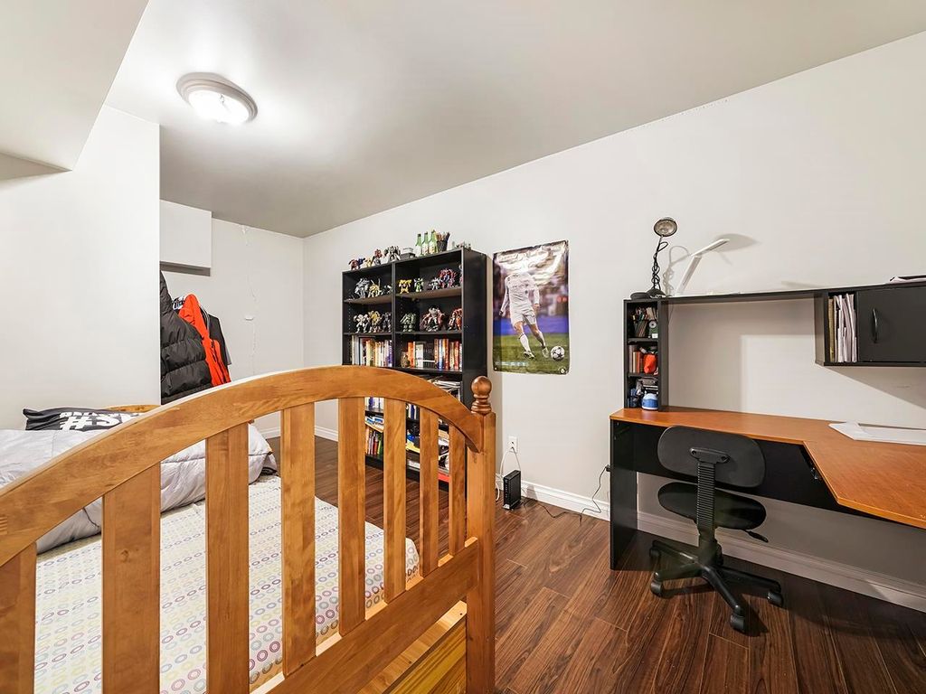 listing image 1103454562309091447