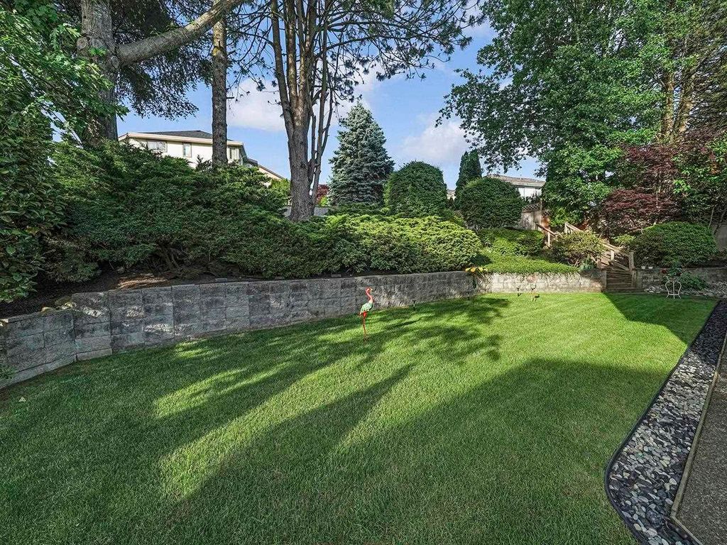 listing image 1103848468499581791