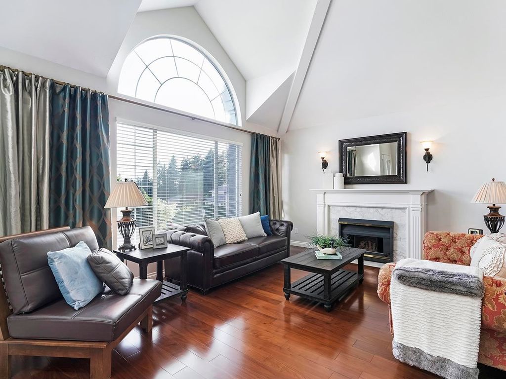 listing image 1108955692220328093