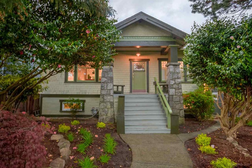 listing image 1108152083100960732