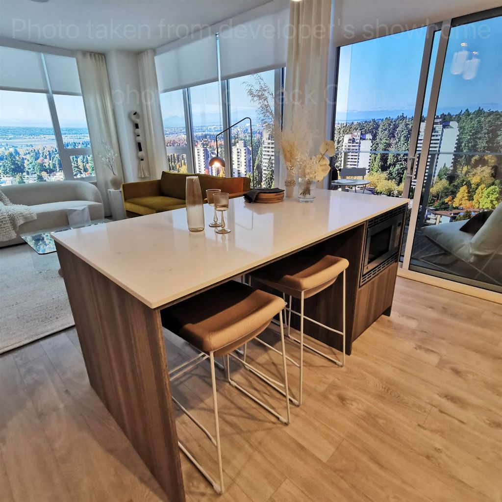 listing image 1105400974691383578