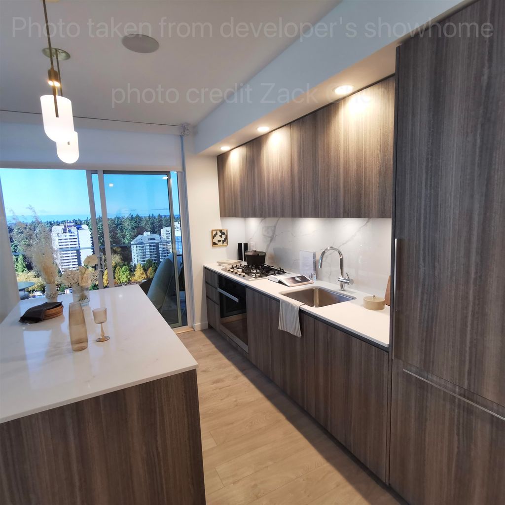 listing image 1107562791069749378