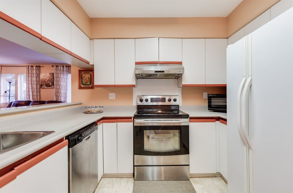 listing image 1100756570322351683
