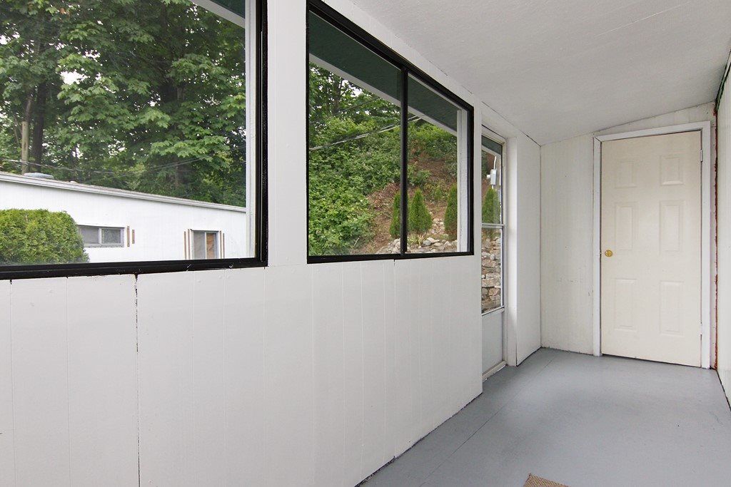 listing image 1108118774569217733