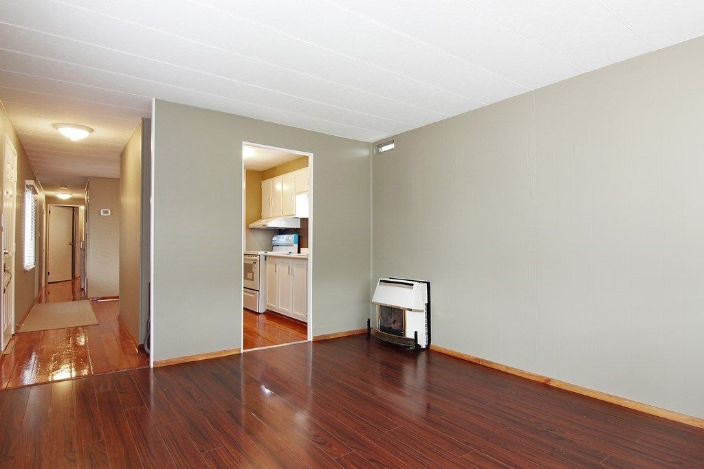 listing image 1106827426524985984