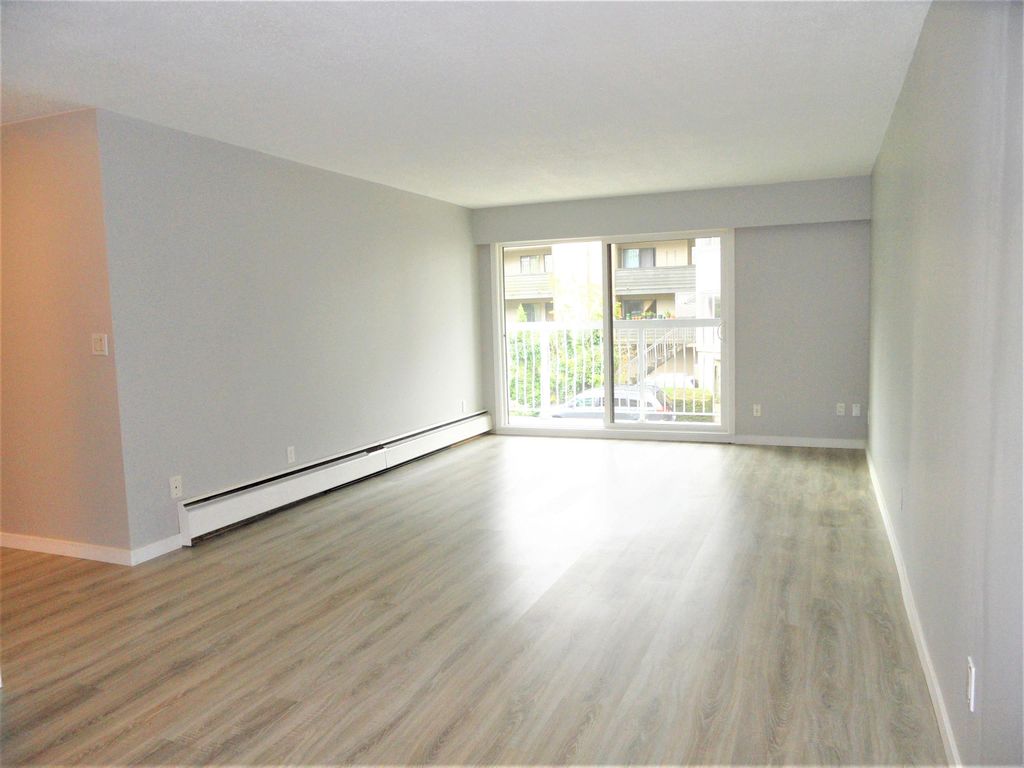 listing image 1104270978065573017