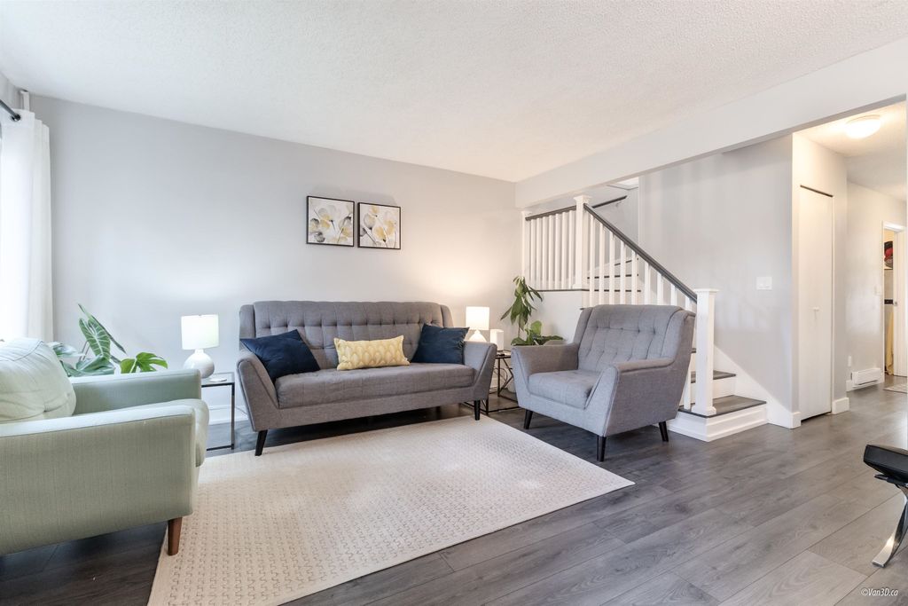 listing image 1102172585687629202