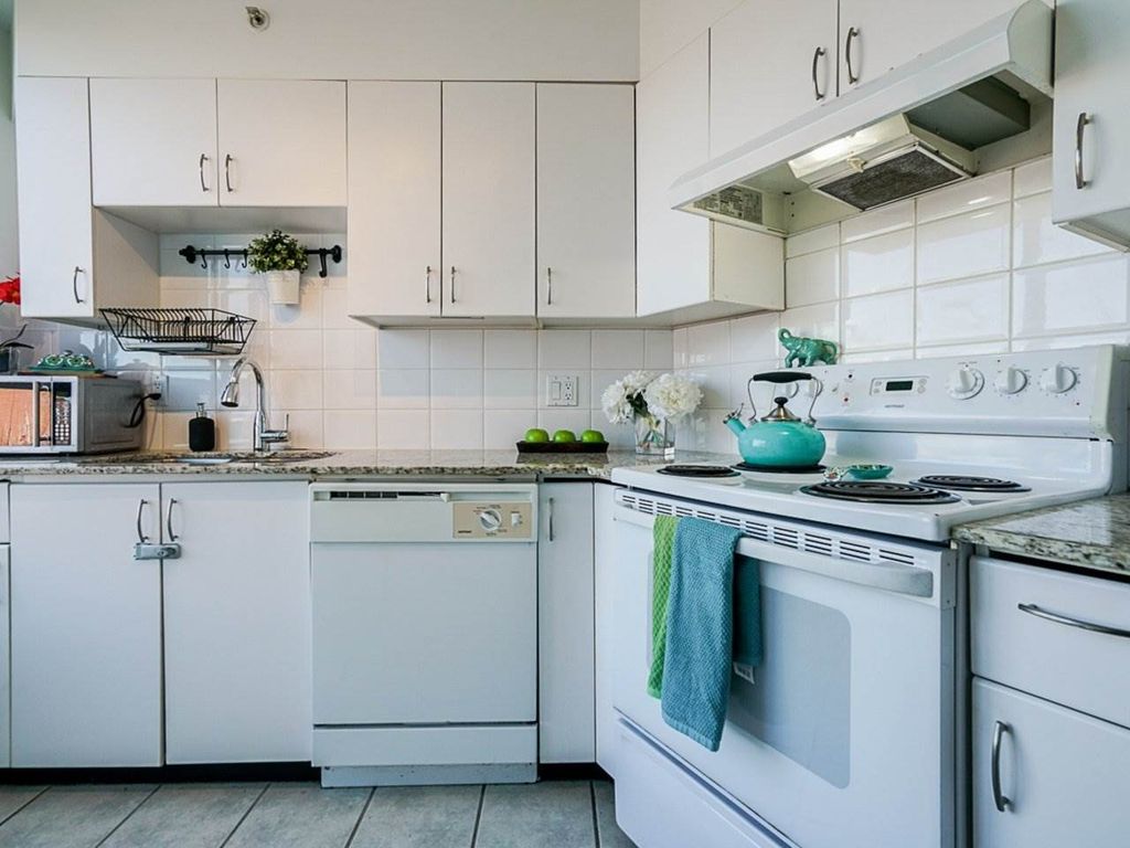 listing image 1104965868607872384