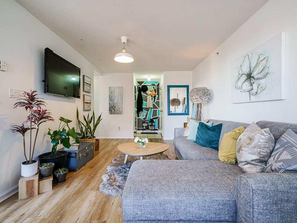 listing image 1100019483910191369