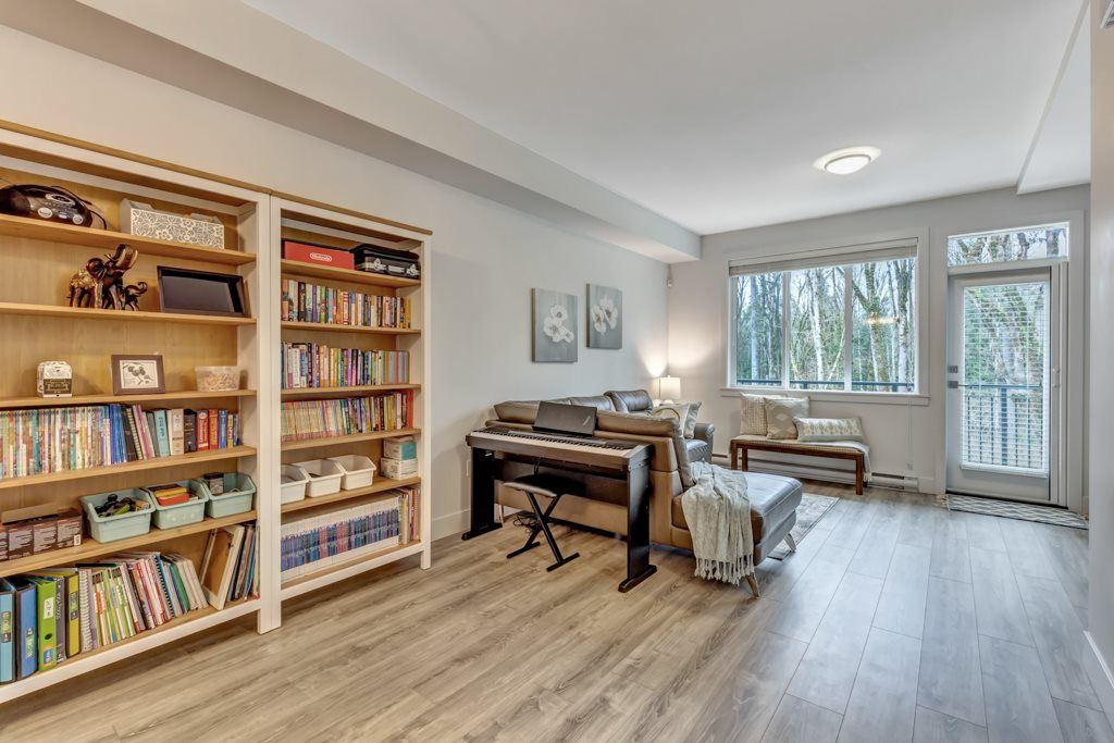 listing image 1101833778434658422