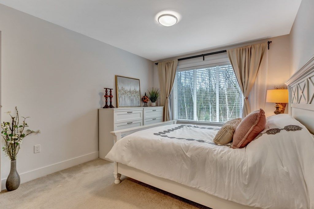 listing image 1102812178962149297