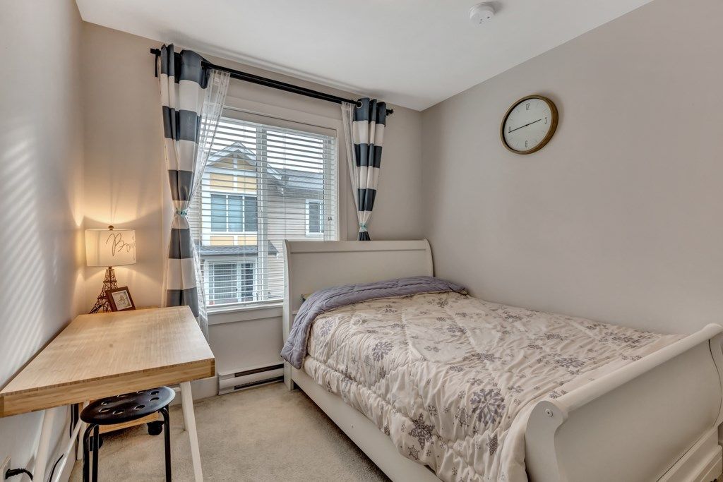 listing image 1109411424522308680
