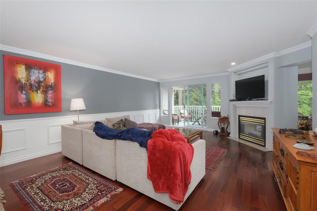 listing image 1107519225115233828