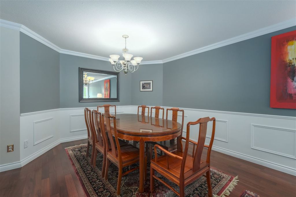 listing image 1107439858561273576