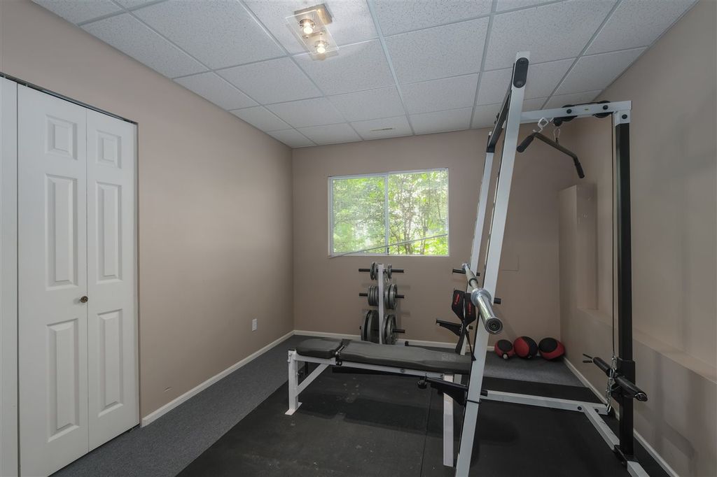 listing image 1103076738763296301