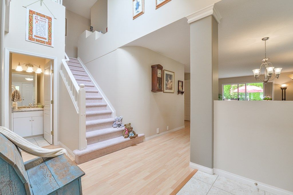 listing image 1104652339072506338