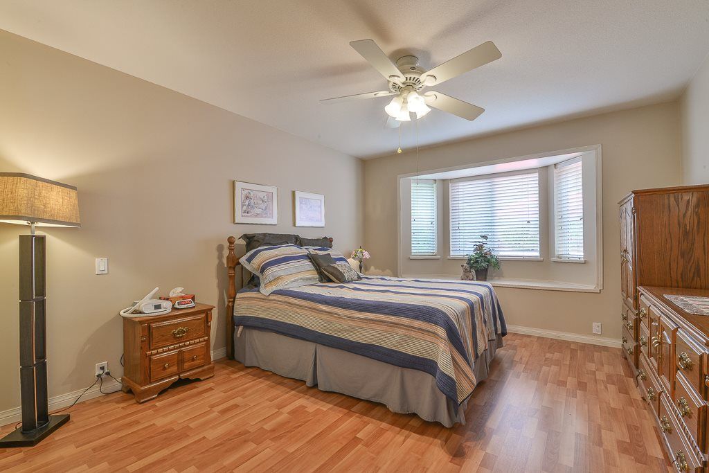 listing image 1105110945205500841