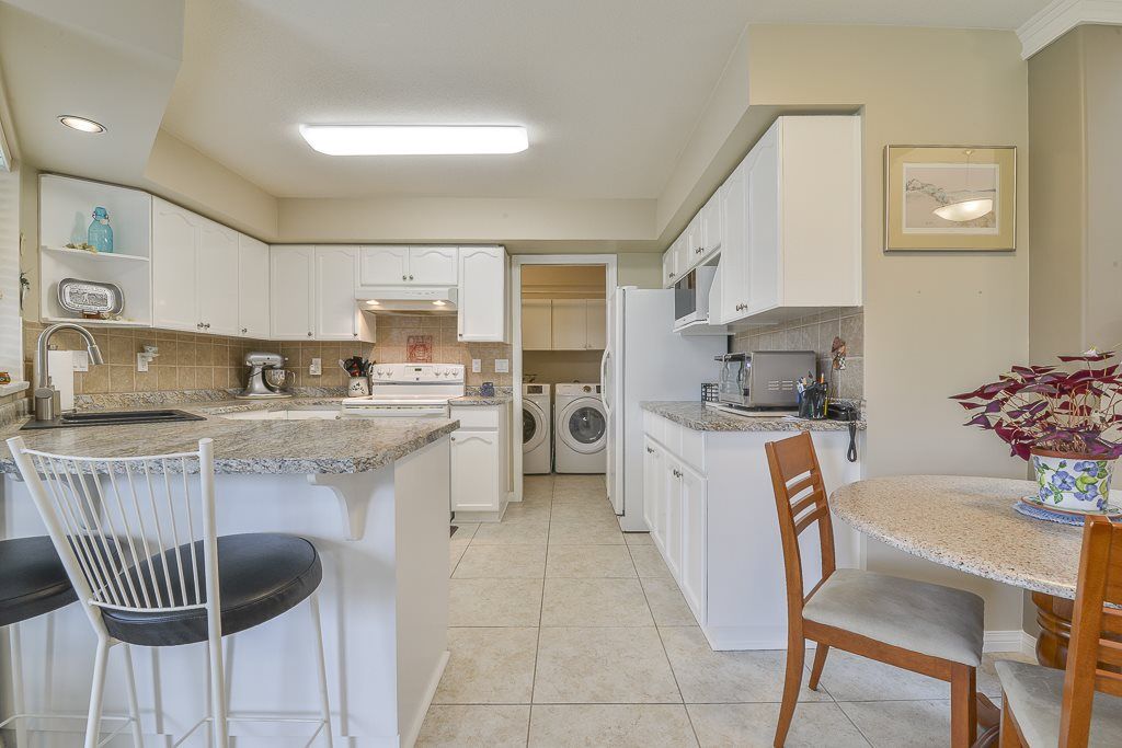 listing image 1105902221704040777