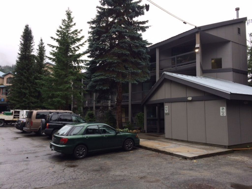 listing image 1102245838652327699