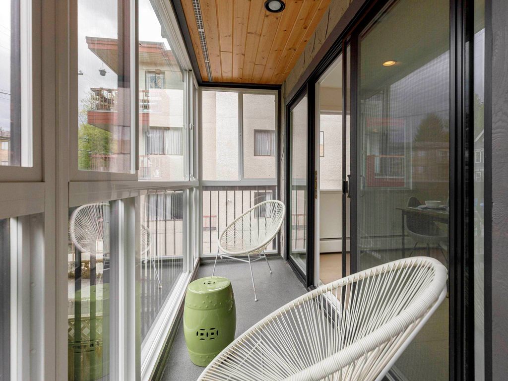 listing image 1102351274343221016