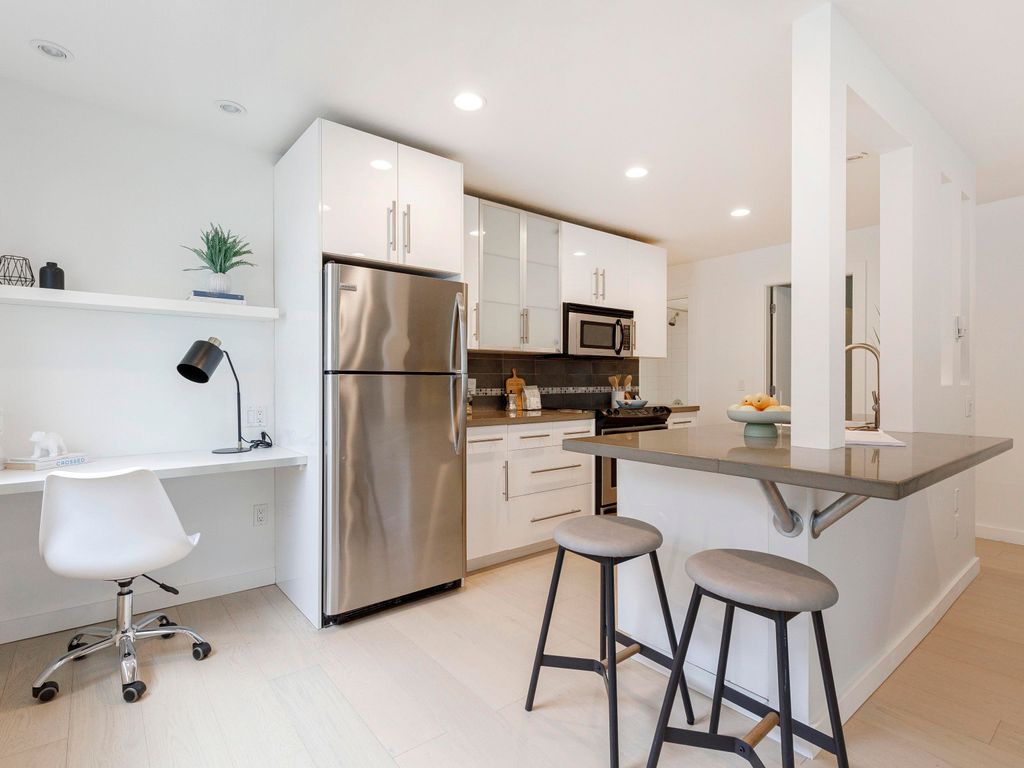 listing image 1107076182496872079