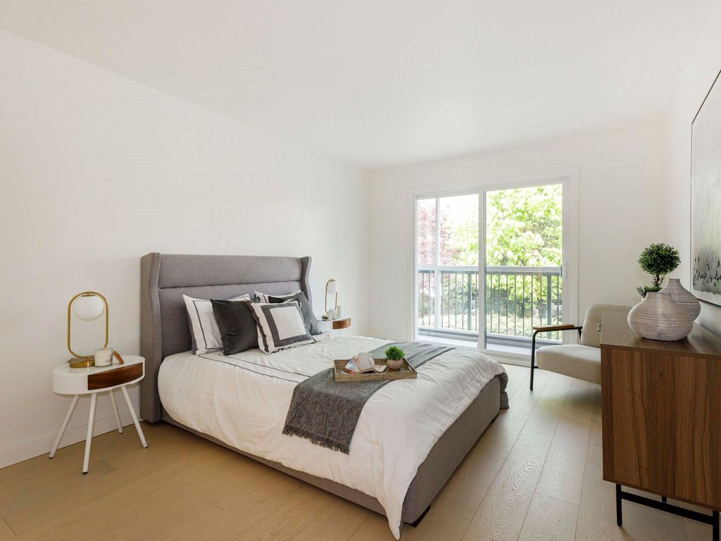 listing image 1101919533445919146