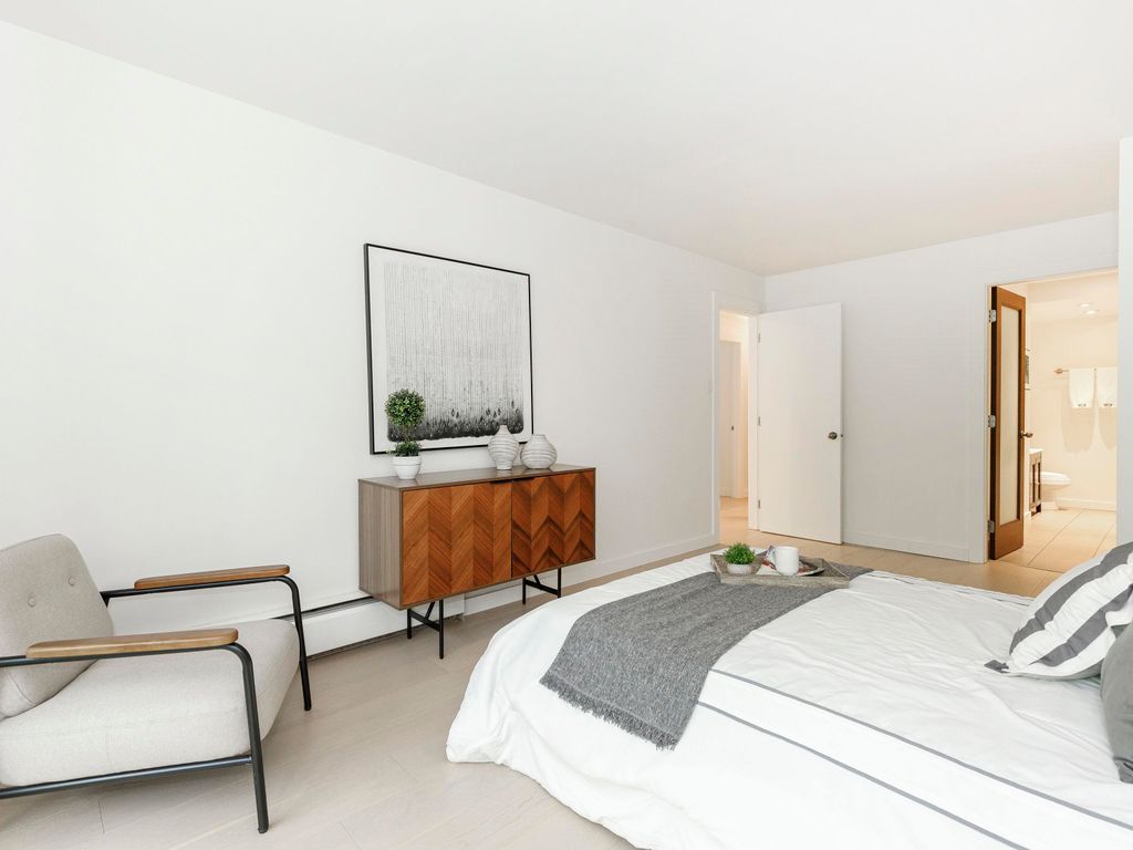 listing image 1107417344782768347